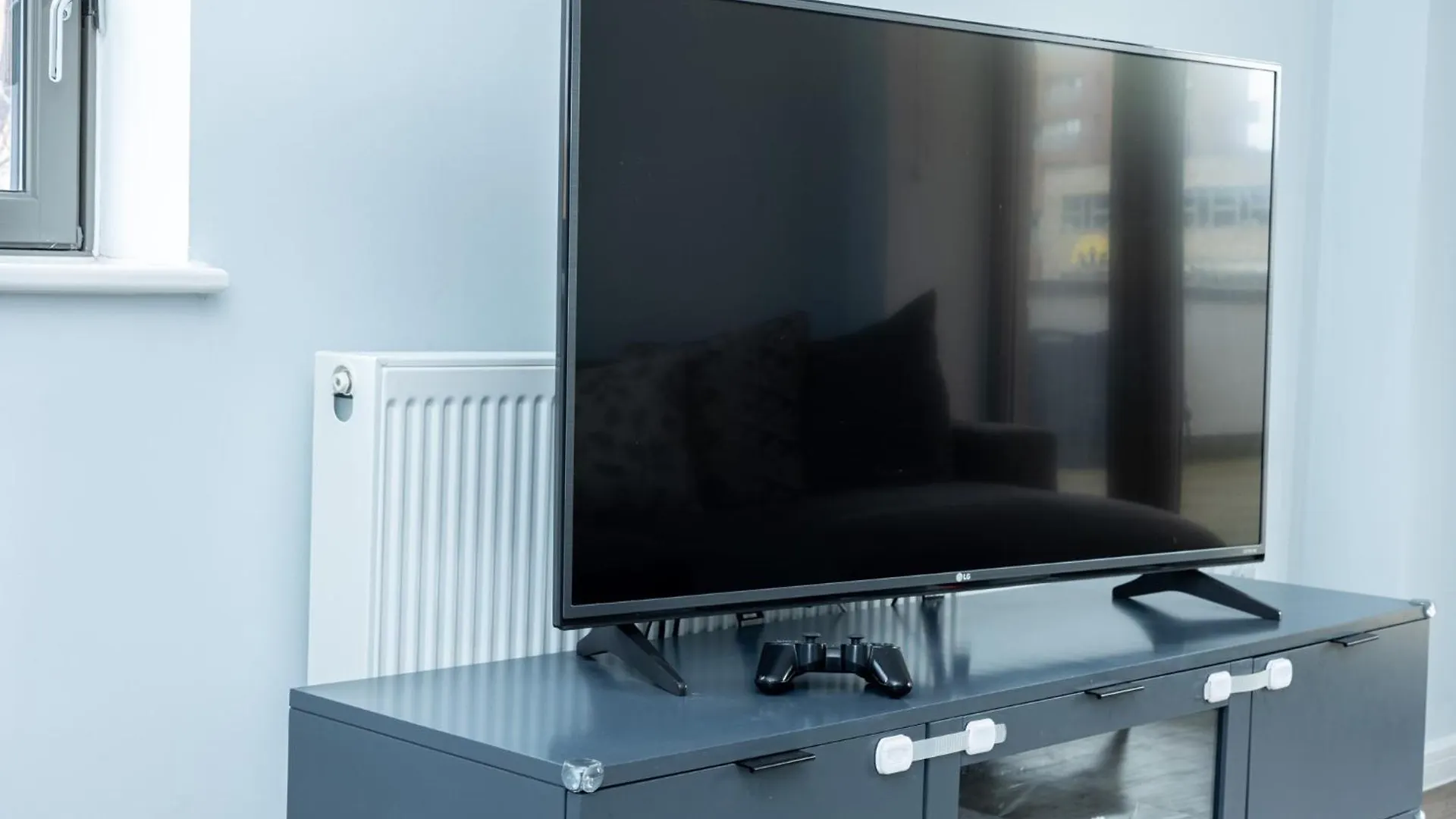 شقة Modern 2Br Wpatio & Free Parking, Canning Town لندن