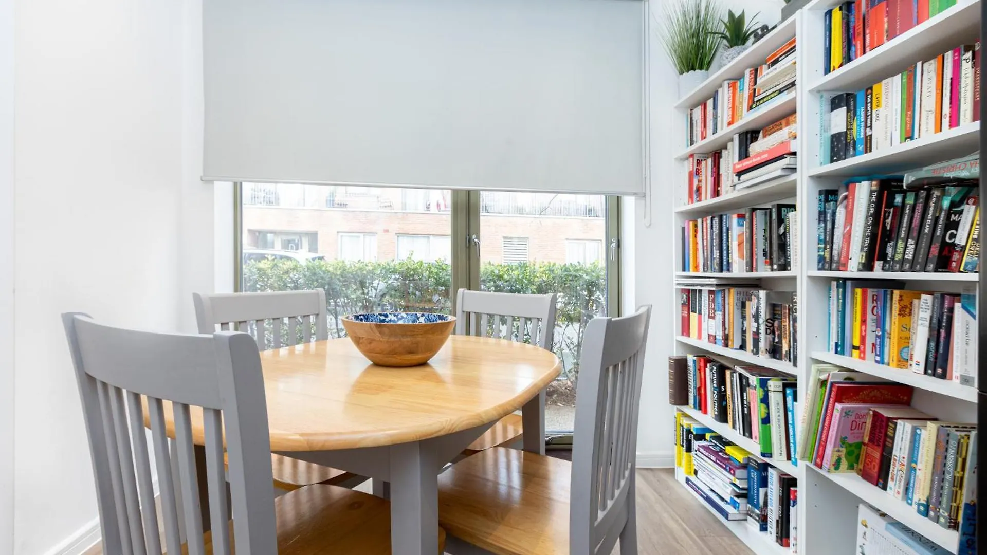 Modern 2Br Wpatio & Free Parking, Canning Town لندن 0*,  المملكة المتحدة